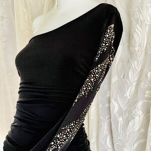 City Triangles Black One-Shoulder Dress